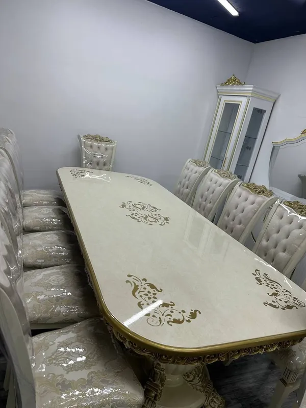 новый, не использовался: стол и стулья на 12 человек 13.500.000 1 новый, не использовался: стол и стулья на 12 человек 13.500.000 1