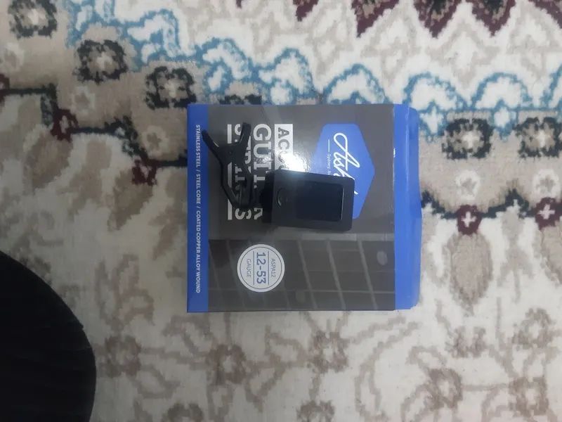 Gitara eshten akustik chixol bilan 4