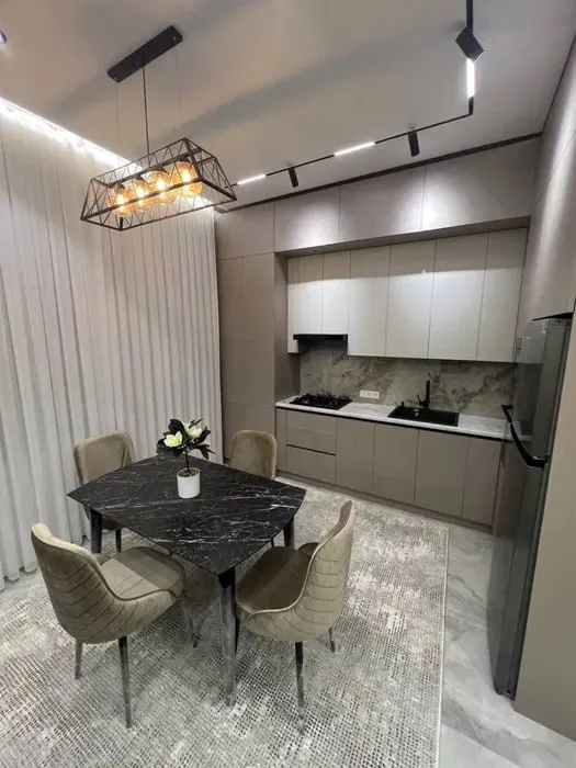 81 m² 2 xonali kvartira ijarasi · ID 15492 3 81 m² 2 xonali kvartira ijarasi · ID 15492 3