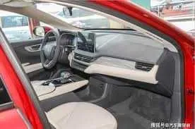 Hongqie E-QM5 450km naxt va halol nasiyaga — фото 2