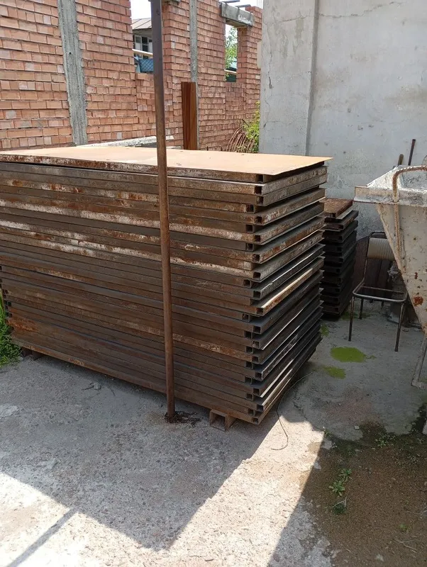 Продам опалубку 2м*1м 1 Продам опалубку 2м*1м 1