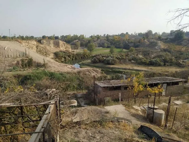 Продаю бизнес рыбхоз в Янгиюльском районе Халкабад 25 км. от Иподрома.