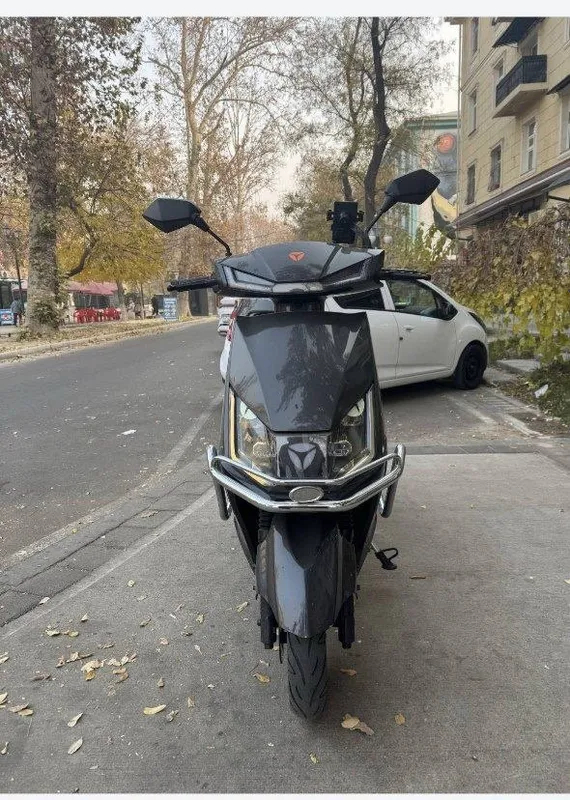Электроскутер — фото 1