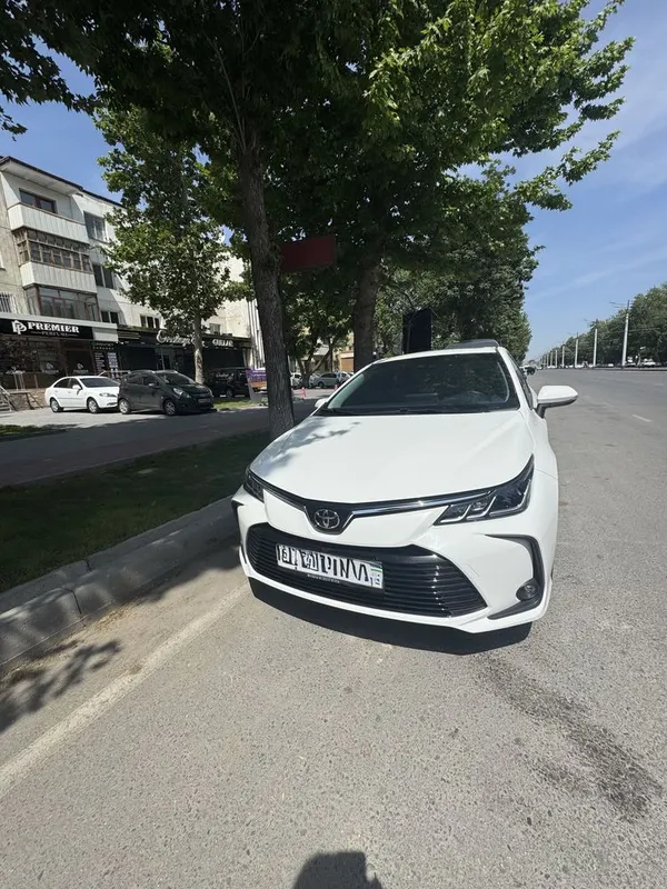 Tayota carolla sotiladi 2023