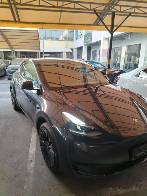 Tesla Modely Y 2024 yil 2 Tesla Modely Y 2024 yil 2