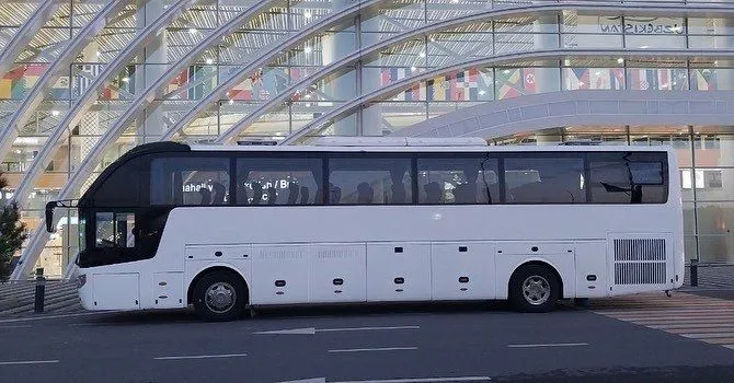 Avtobus Zhong Tong Sotiladi 3