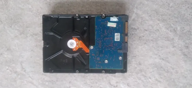 Toshiba 1TB HDD – Sotiladi (Holati yaxshi) — фото 2