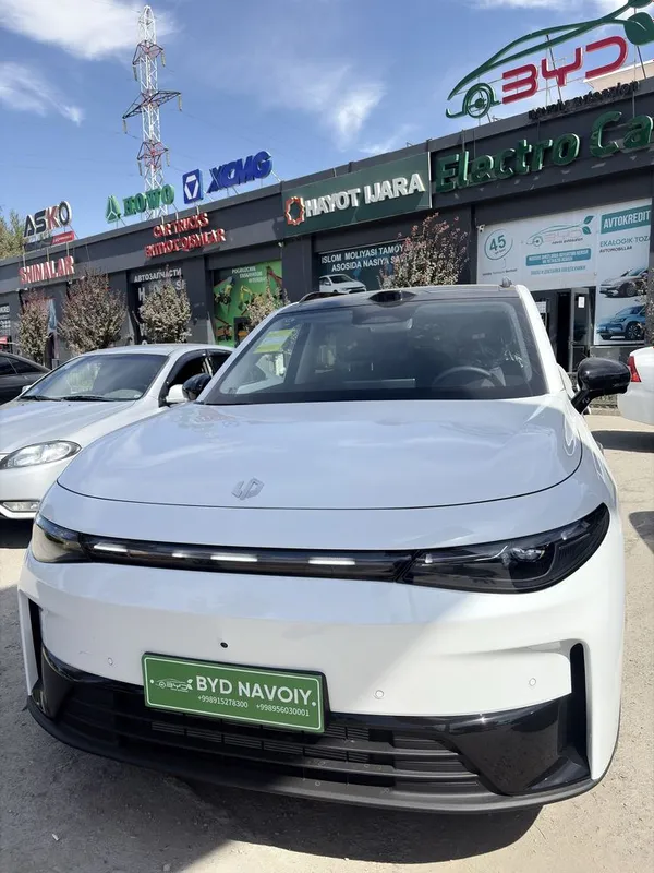 Leapmotor c16 2026 Restayling Xaladilnik+massaj