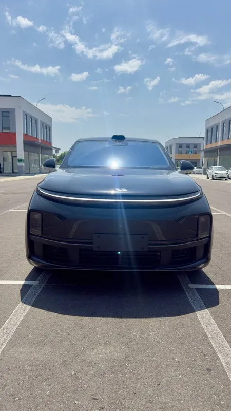 LI 7 /2024/ 27000 км/ 46500$ Эксплуатировался в Китае 7 LI 7 /2024/ 27000 км/ 46500$ Эксплуатировался в Китае 7