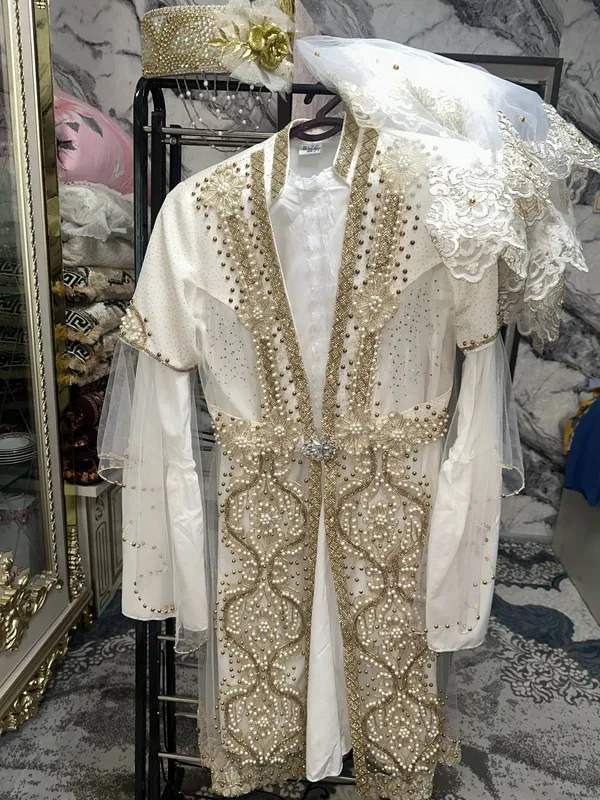 Kelinlik libosi 46 razmer