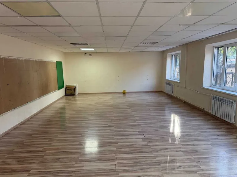 Buyuk Ipak Yoli metroda ijaraga noturar 58 m2 raqs va xk. beriladi. 2 Buyuk Ipak Yoli metroda ijaraga noturar 58 m2 raqs va xk. beriladi. 2