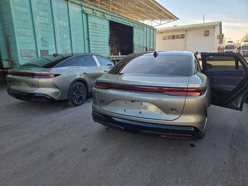 byd han L eng fulli — фото 1