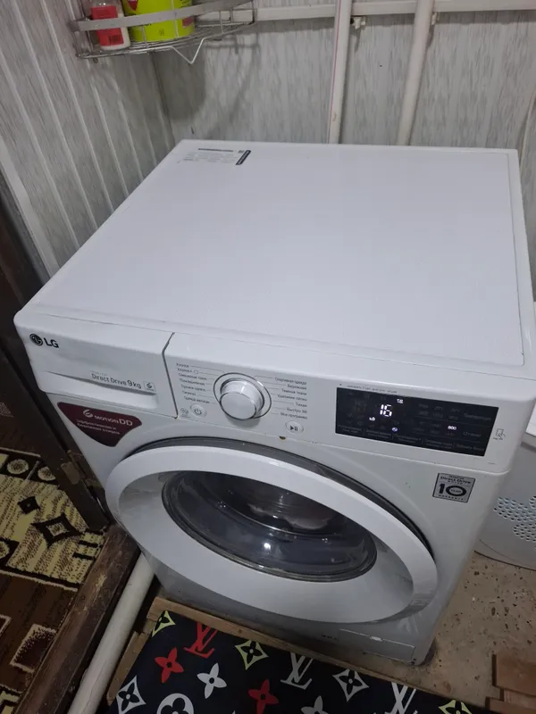 срочна продаётся стиральная машина LG 9 кг — фото 1