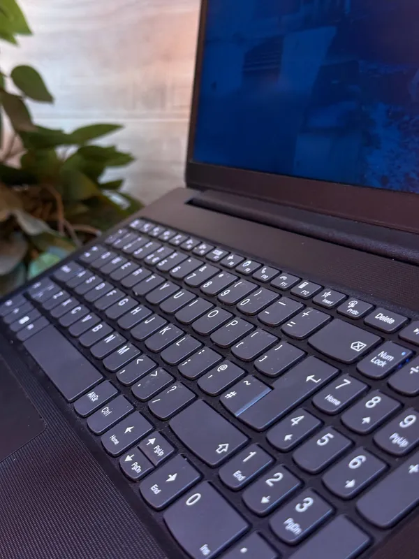 Lenovo Laptop 2