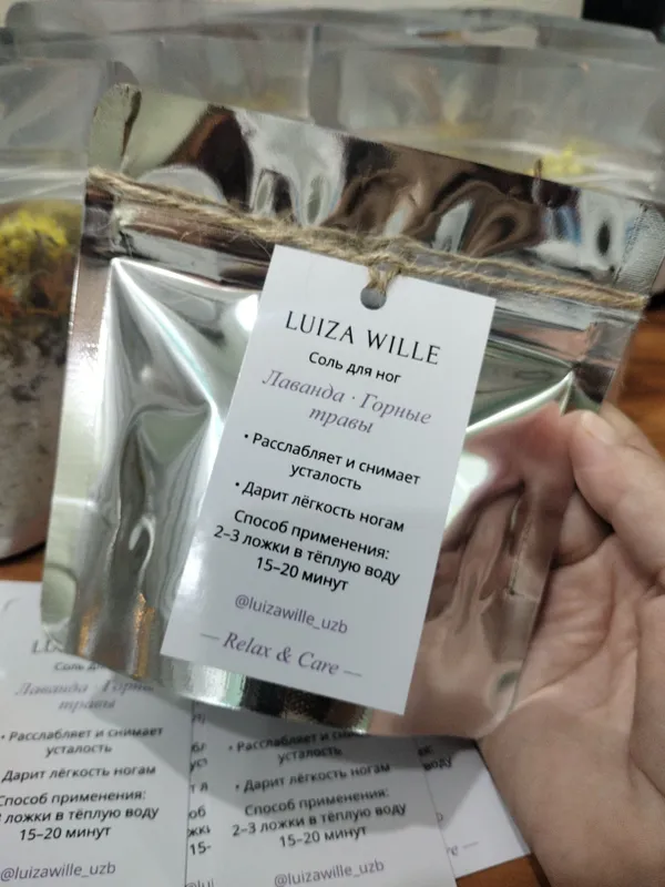 Luiza Wille qo‘l mehnati bilan tayyorlangan oyoq tuzi 5