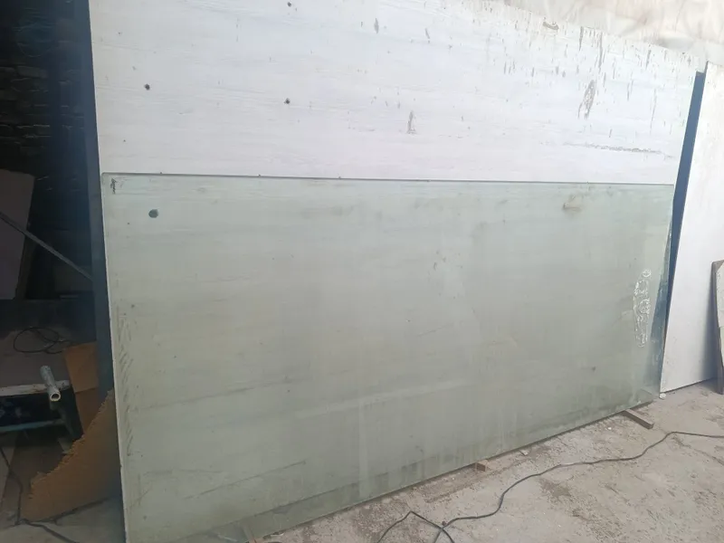 Калённое стекло с размером 118*271 2 Калённое стекло с размером 118*271 2