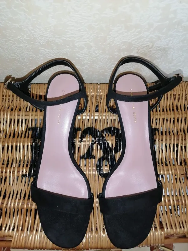 Новые Босоножки Charles & Keith — фото 1