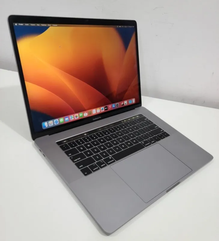 #Macbook pro i9. — фото 1