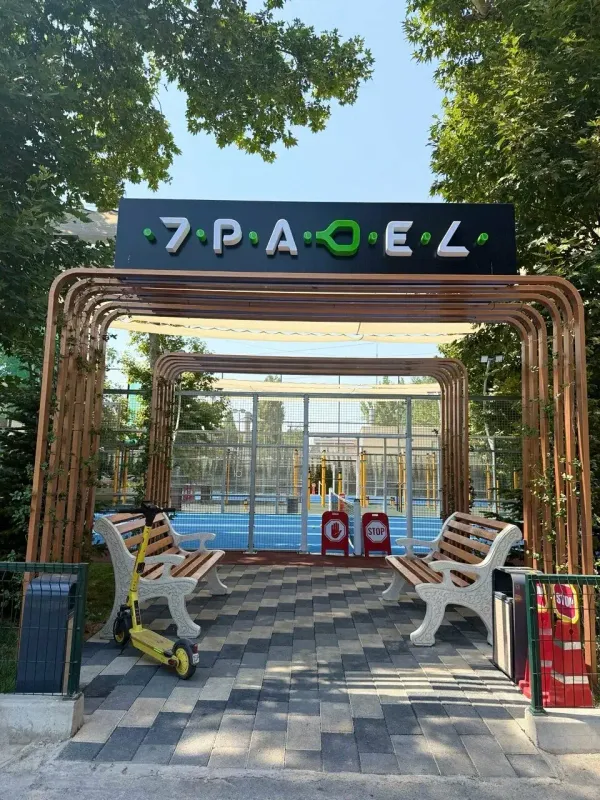 Toshkentda padel kort | 325 000 so‘m/soatdan 3