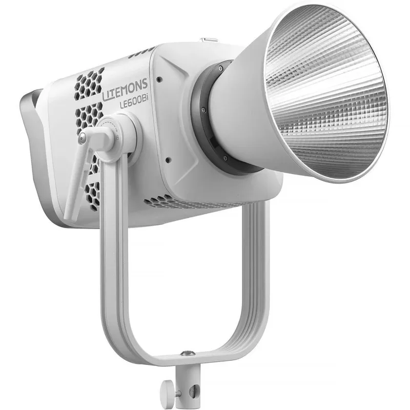Пржектор Godox LiteMons LE600Bi длставка горантия