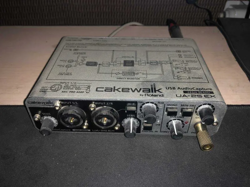 MXL 990 mikrofon / Roland ovoz karta — фото 2