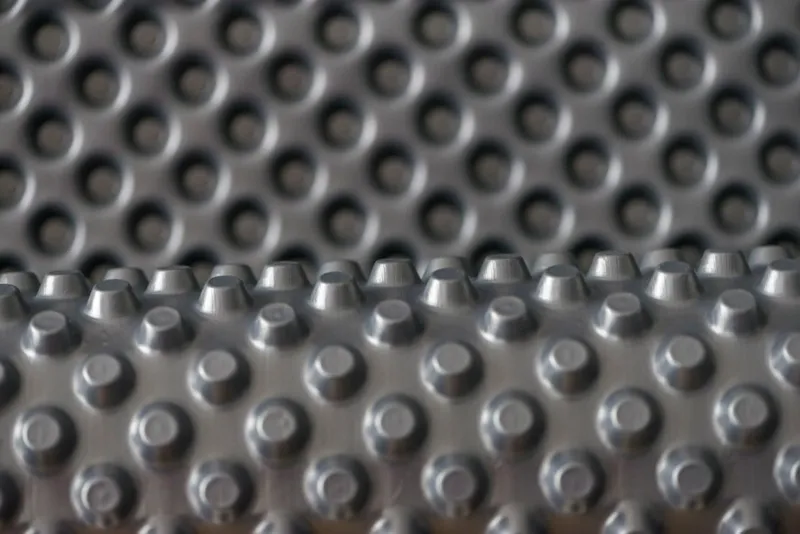 Delta NB — профилированная мембрана из HDPE для защиты гидроизоляции — фото 2