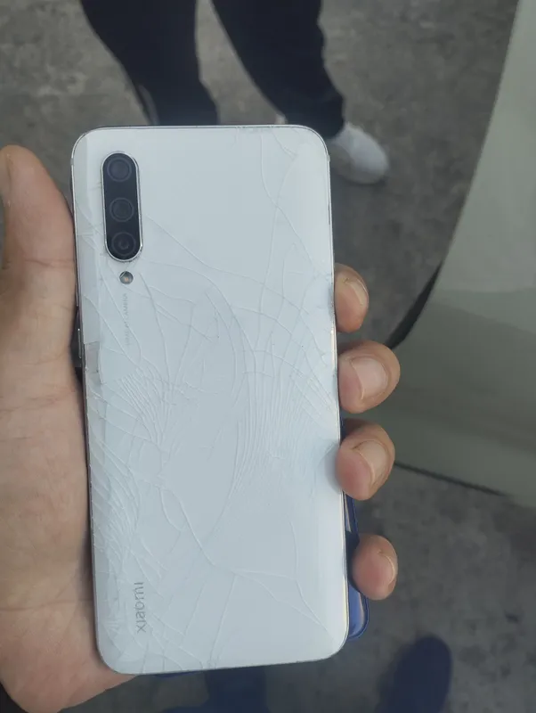 продам samsung A31 и mi 9 ultra 3 продам samsung A31 и mi 9 ultra 3