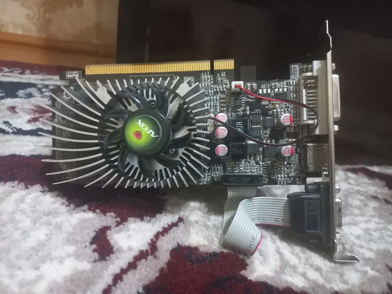 plata h110 + protsesor g4400 + ozu 4g + videokarta 3 plata h110 + protsesor g4400 + ozu 4g + videokarta 3