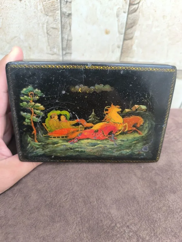 Продаю шкатулку Палех
