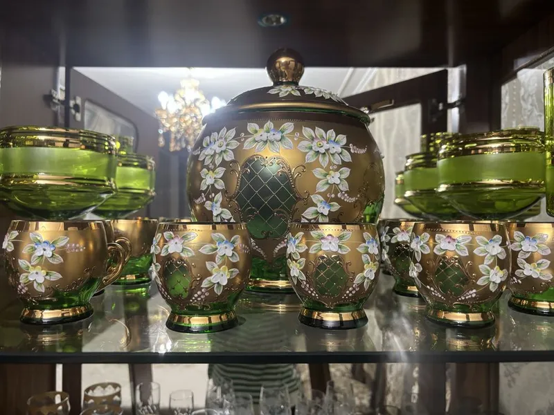 Крушона, 80 год , 12 чашек 2