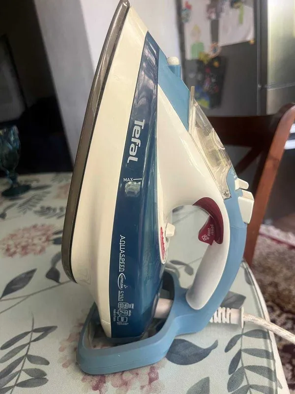 Утюг Tefal в хорошем состоянии — фото 2