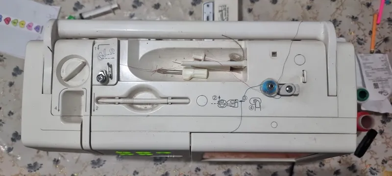 Janome Memory Craft 11000 (Компьютерная швейная машина с экраном) 3