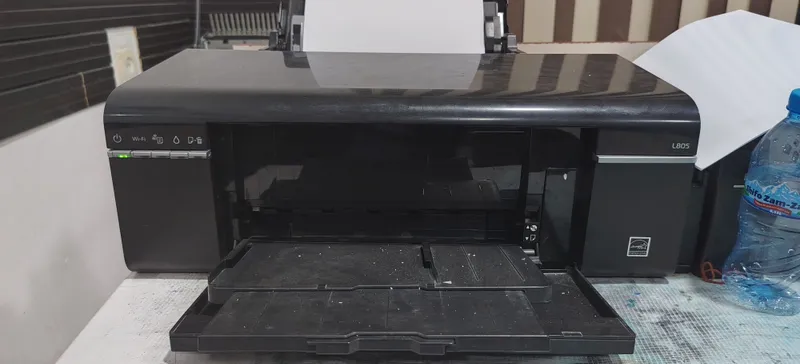Epson L805 в идеальном состоянии, есть обмен на хороший телефон Epson L805 в идеальном состоянии, есть обмен на хороший телефон