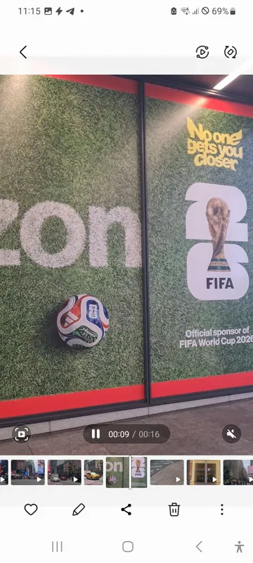 Futbol o‘yiniga chipta sotiladi 2 Futbol o‘yiniga chipta sotiladi 2