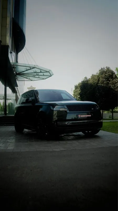 Range Rover P530 HSE 1