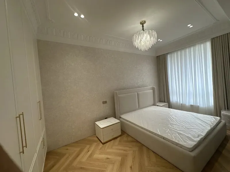 Сдается 2-комнатная квартира (Юнусободский район, ориентир: посольство США / Residence)