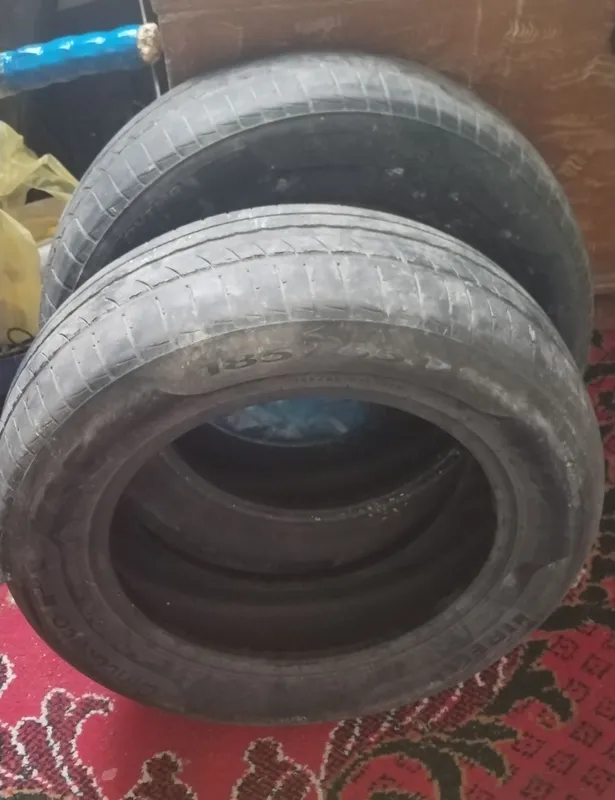 Автопокрышки в хорошем состоянии
