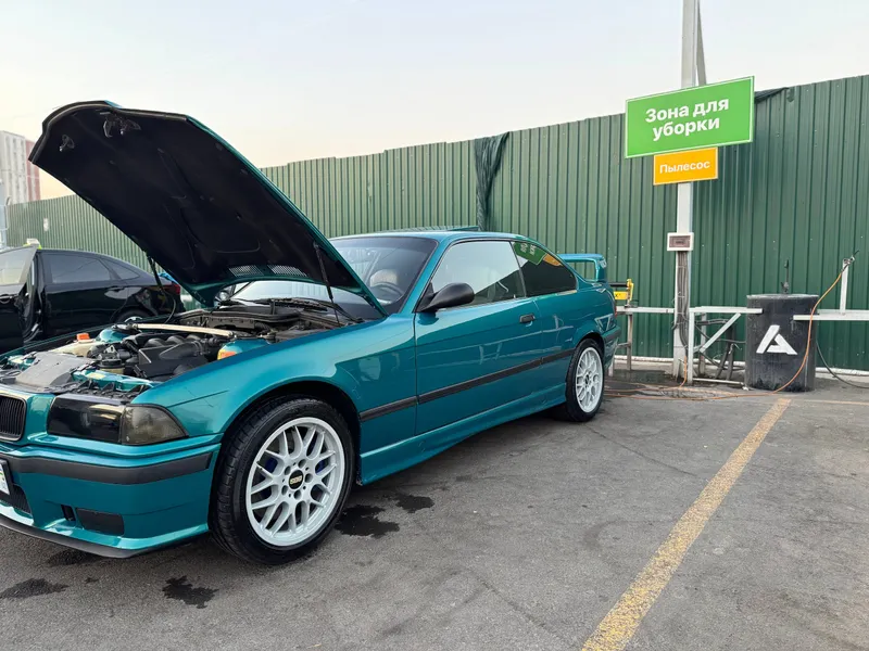 BMW E36 coupe (kupe) 6