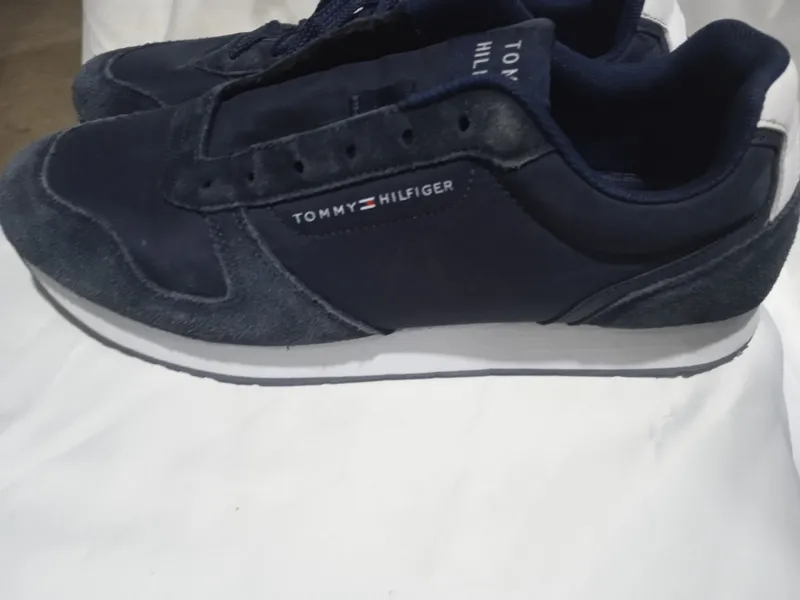 орегинал.TOMMY hilfiger.красофка яхши состаяняси 2