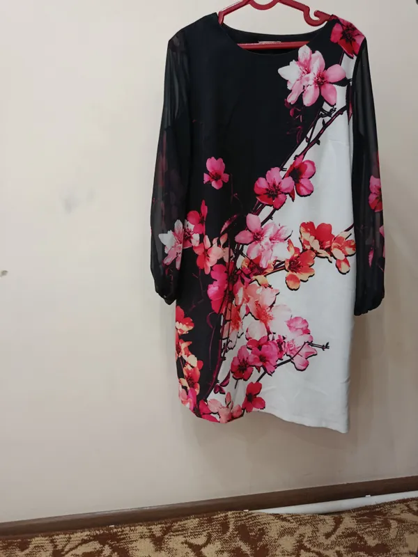 платье.  за. 150. тыс
