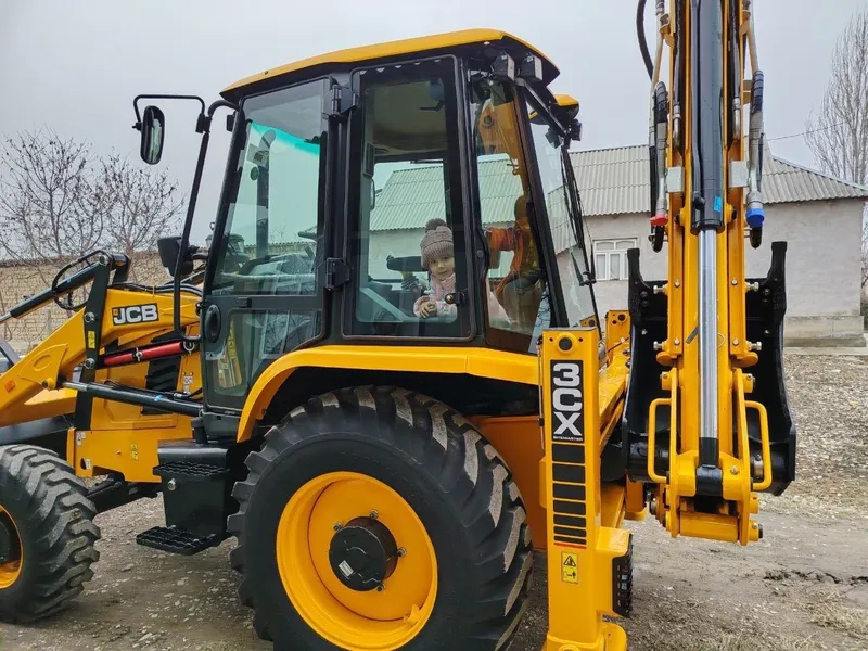 Экскаватор пагрузчик хизмати Замонавий JSB 3 CX PRO техникаларида хизм 7 Экскаватор пагрузчик хизмати Замонавий JSB 3 CX PRO техникаларида хизм 7