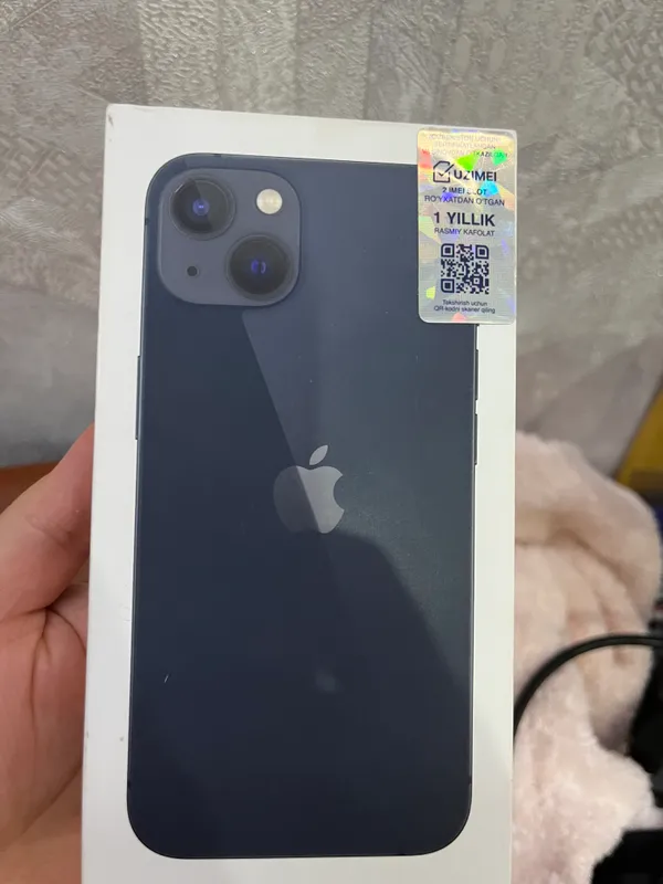 Продаётся iPhone 13 в идеальном состоянии Продаётся iPhone 13 в идеальном состоянии