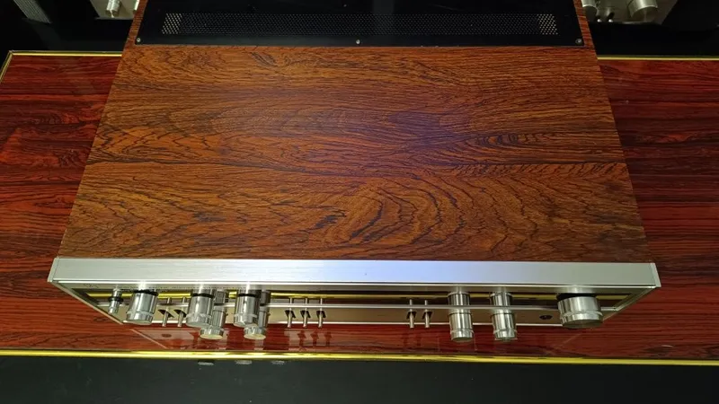 LUXMAN R-800E II стереорессивер 6