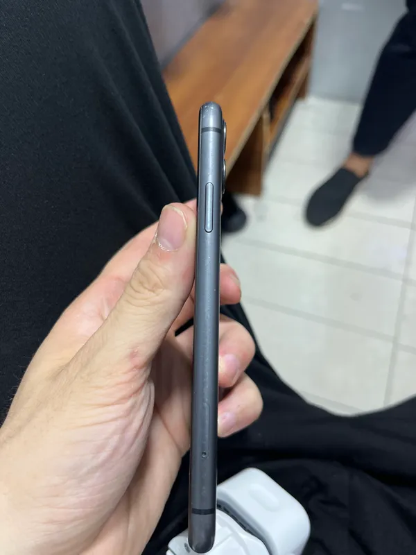 iPhone 11 64gb Yoskus 74% holati yaxshi — фото 1