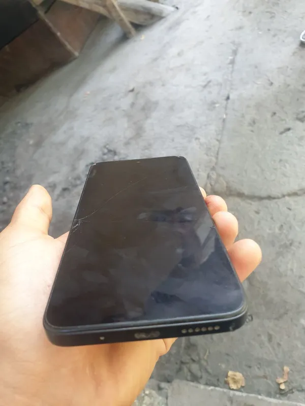 redmi 12 128/4+2 aybi kikasi singan 1 redmi 12 128/4+2 aybi kikasi singan 1