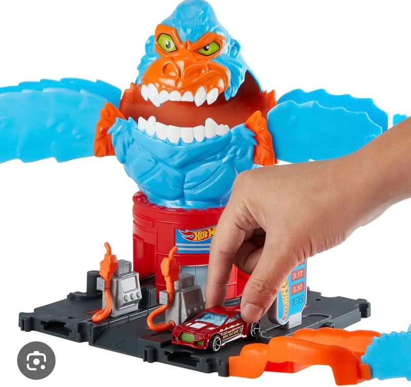HOT WHEELS
