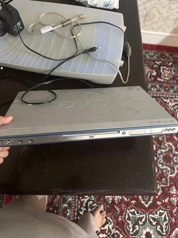DVD плеер sony в хорошем состоянии 1
