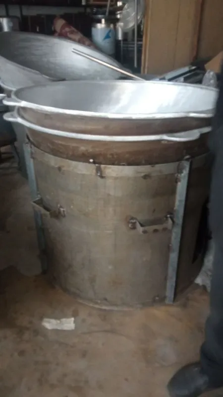 Козон учоклар хар хил рузгор буюмлар сотилади янги