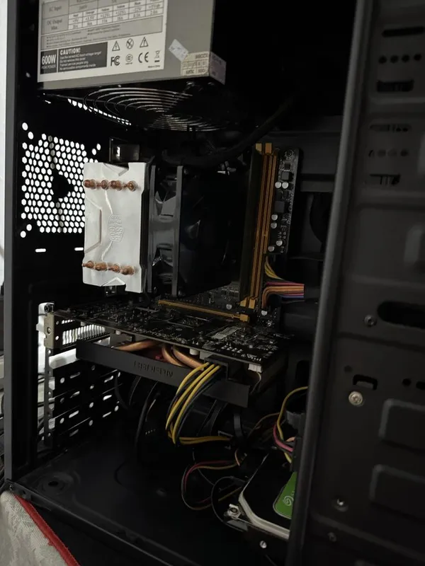 ryzen 5 2600 rx580 16/512 1 tb yig‘masi sotiladi 2
