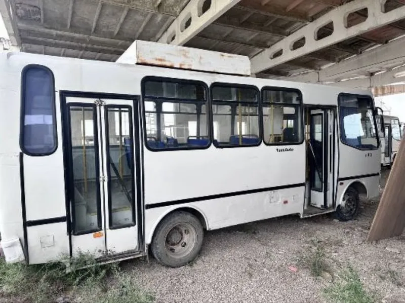 Aftobus Isuzu 2011 yil 2 Aftobus Isuzu 2011 yil 2